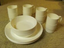 plastic dinnerware 8 for sale  Ellicott City