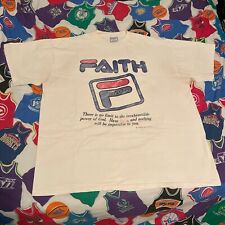 Usado, Camiseta Paródia Vintage Jesus Deus Senhor Versículo Bíblico Cruz Fé FILA comprar usado  Enviando para Brazil