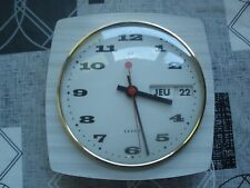 Pendule horloge vintage d'occasion  Charleville-Mézières