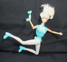 Muñeca Barbie 1997 patinadora olímpica posable cuerda y giros de cintura azul Mattel, usado segunda mano  Embacar hacia Mexico