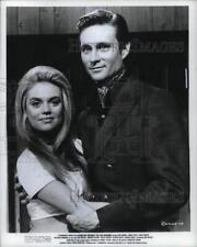 1971 Foto de prensa de John Phillip Law & Dyan Cannon en la película "The Love Machine", usado segunda mano  Embacar hacia Argentina