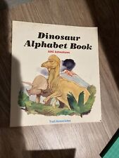 Dinosaur alphabet book d'occasion  Expédié en Belgium