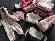 Baby bekleidungspaket mädchen gebraucht kaufen  Grimma