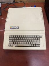 apple iie d'occasion  Expédié en Belgium