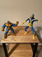 Variante azul exclusiva de Walmart para Marvel Universe Goliat 12" y Thanos Marvel Select segunda mano  Embacar hacia Argentina