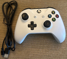 Controle Microsoft oficial OEM Xbox One branco com bateria recarregável e cabo comprar usado  Enviando para Brazil