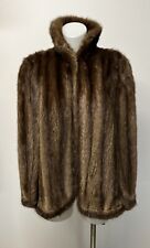 Abrigo de noche vintage con capa de piel de visón tamaño mediano años 60-70 rayas profundas de caoba segunda mano  Embacar hacia Argentina