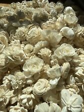 Usado, Lote de flores de madera Sola, blancas, sin teñir, sin pieles, presofcionadas, aproximadamente 500 flores segunda mano  Embacar hacia Argentina