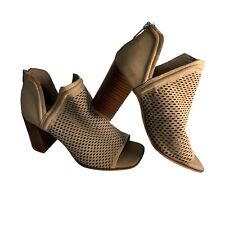 Vince camuto women for sale  Folsom