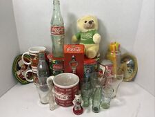 Lote de Colecionáveis Coca-Cola Urso de Pelúcia, Quebra-cabeça, Pratos, Suporte de Palha, usado comprar usado  Enviando para Brazil