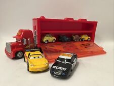 Mini remolque de carreras Disney Pixar Lightning McQueen 95 Mack semi óxido y 6 autos segunda mano  Embacar hacia Argentina