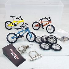 LOTE de piezas de bicicletas de dedo ruedas rampa de colección Spin Master BMX Flicks Trix LOTE 14 piezas segunda mano  Embacar hacia Argentina