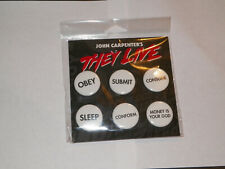 Usado, Conjunto de botões promocionais They Live Movie John Carpenter Tour HTF comprar usado  Enviando para Brazil