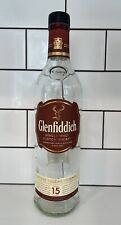 BOTELLA DE WHISKY ESCOCÉS GLENFIDDICH 15 AÑOS VACÍA segunda mano  Embacar hacia Argentina