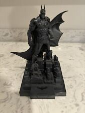 Estatua iluminada de Batman Gotham City del juego edición de coleccionista de Arkham Knight segunda mano  Embacar hacia Argentina