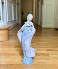 Lladro Porcelain Figurine # 5171 Our Lady with Flowers Made in Spain til salgs  Frakt til Norway