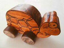 Tartaruga giocattolo legno usato  Vitorchiano