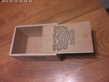 Usado, caixa de charuto de madeira---BLINDA --CAIXA DE CHARUTO CUBANOS ESTILO CUBANO-6,50"X4,50"X 3,50" comprar usado  Enviando para Brazil