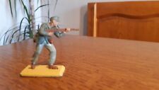 Britains figurine. soldat d'occasion  Carmaux