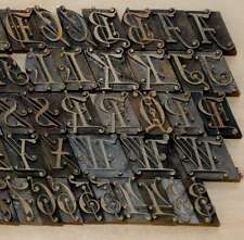 Police de Caractères à dorer fer reliure dorure bronze.laiton ancien livre cuir´ d'occasion  Expédié en France