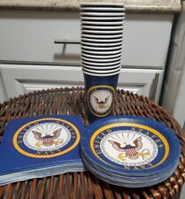 13 servilletas, 18 tazas y 28 platos de postre de la Marina de EE. UU. segunda mano  Embacar hacia Argentina