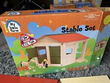 Elc stable set for sale  HORNCHURCH