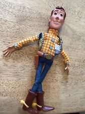 Muñeca Disney Pixar Toy Story Talking (Works) Woody Pull String Thinkway Toys de 15 segunda mano  Embacar hacia Argentina