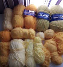 Approx 715gms knitting for sale  LEEDS