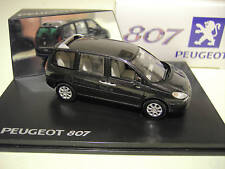 Peugeot 807 noir d'occasion  Rochefort-Montagne