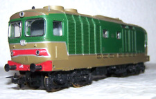 Locomotiva diesel verde usato  Torino