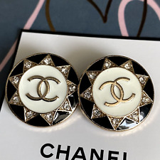 Usado, Lote de 2 Botones Chanel Tono Dorado CC Botones 25 mm Estampado Logo 0,98 pulgadas Metal segunda mano  Embacar hacia Argentina