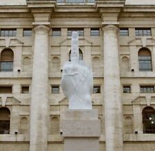 Cattelan l.o.v.e. statua usato  Bologna