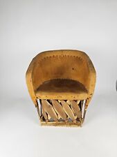 Usado, Muñeca infantil pequeña hecha a mano silla de madera Equipale cuero tejido mexicano rústico segunda mano  Embacar hacia Argentina