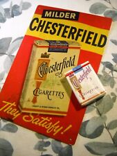 Usado, Letrero de hojalata de metal de cigarrillos Chesterfield con paquete vintage ("vacío") incluido. segunda mano  Embacar hacia Argentina