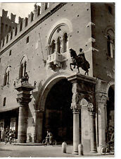 Cartolina ferrara statua usato  Bologna