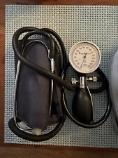 Blutdruckmessgerät manuell un gebraucht kaufen  Eltville-Erbach
