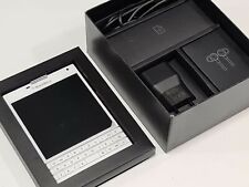Blackberry Passport 32 GB Blanco SQW100-1 QWERTZ Desbloqueado de Fábrica 4G GSM: 14 Días segunda mano  Embacar hacia Argentina