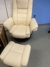 White comfy lounge for sale  Rockville