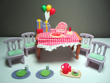 Mesa de comedor - volteretas - reproduce música - luces Fisher-Price casa de muñecas familiar amante segunda mano  Embacar hacia Mexico