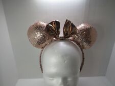 Lembrança de tiara orelhas de Minnie Mouse ROSA OURO LANTEJOULAS COM LAÇO parques da Disney comprar usado  Enviando para Brazil