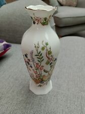 Aynsley somerset vase for sale  Shipping to Ireland
