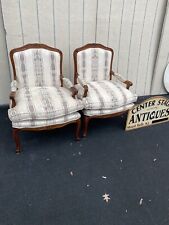 set armchairs for sale  Mount Holly