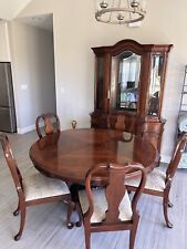 4 table beautiful chairs for sale  Horseshoe Bay