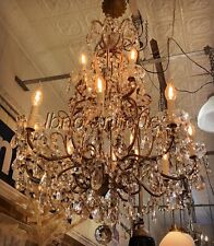 Light chandelier nice for sale  New Orleans