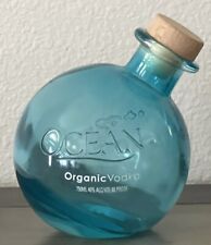 Ocean Organic Vodka 750 ml Botella Azul Turquesa con Corcho Maui, Hawaii Vacía segunda mano  Embacar hacia Argentina