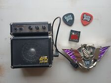 Guitar Hero - Amplificador de air guitar com cabo e cartucho de palhetas de guitarra comprar usado  Enviando para Brazil