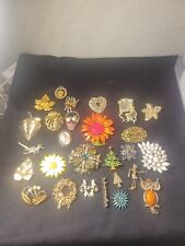 Broche pin lot d'occasion  Expédié en Belgium