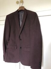 Mans suit for sale  GREAT YARMOUTH