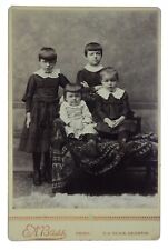 Zdjęcie gabinetu cztery dziewczyny Brockton USA (8562) na sprzedaż  PL
