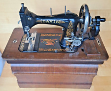 Máquina de costura Davis UF antiga manivela EUA 1916 caixa de madeira funcionando sem problemas comprar usado  Enviando para Brazil